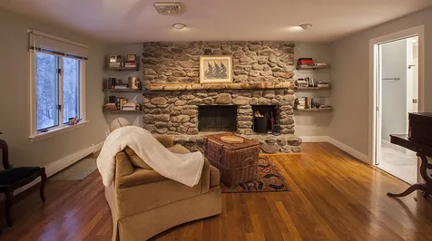 36 Pierce Lane Hollis NH 03049