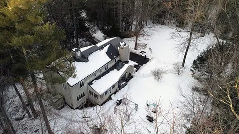 36 Pierce Lane Hollis NH 03049
