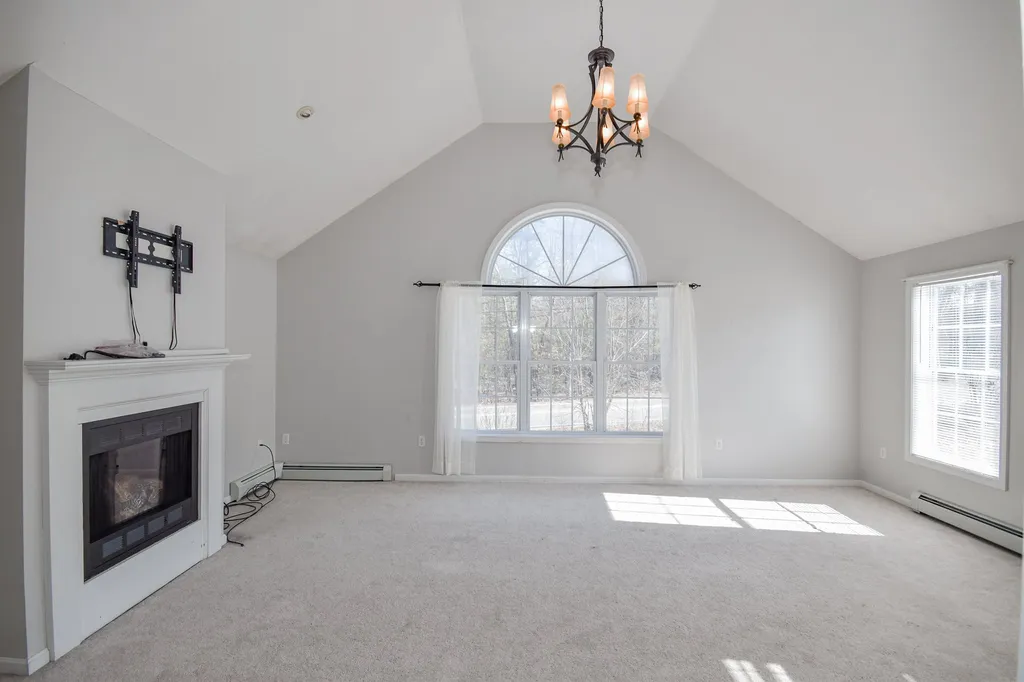 1 Squire Drive Somersworth NH 03878