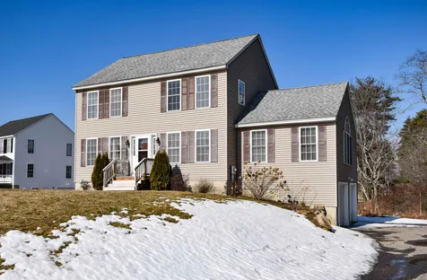 1 Squire Drive Somersworth NH 03878