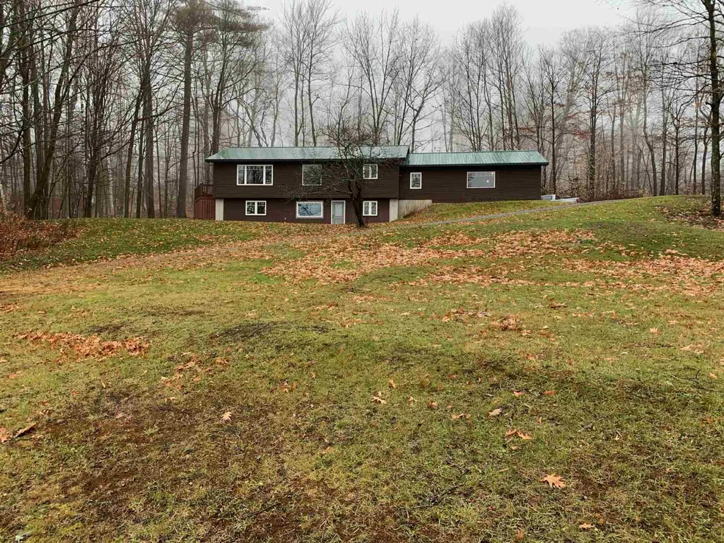 1694 Hale Road Waterford VT 05819