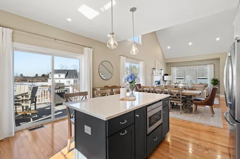11 Chadwick Circle Windham NH 03087