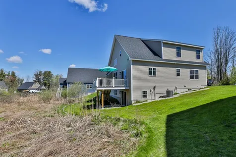 11 Chadwick Circle Windham NH 03087