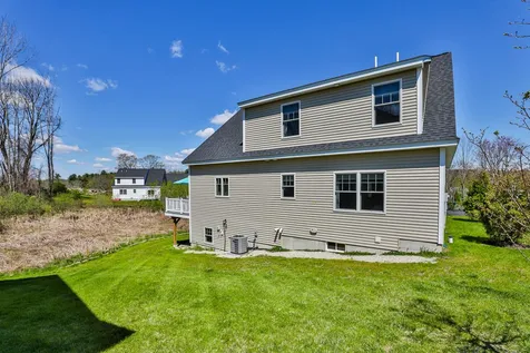 11 Chadwick Circle Windham NH 03087