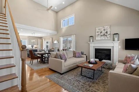 11 Chadwick Circle Windham NH 03087
