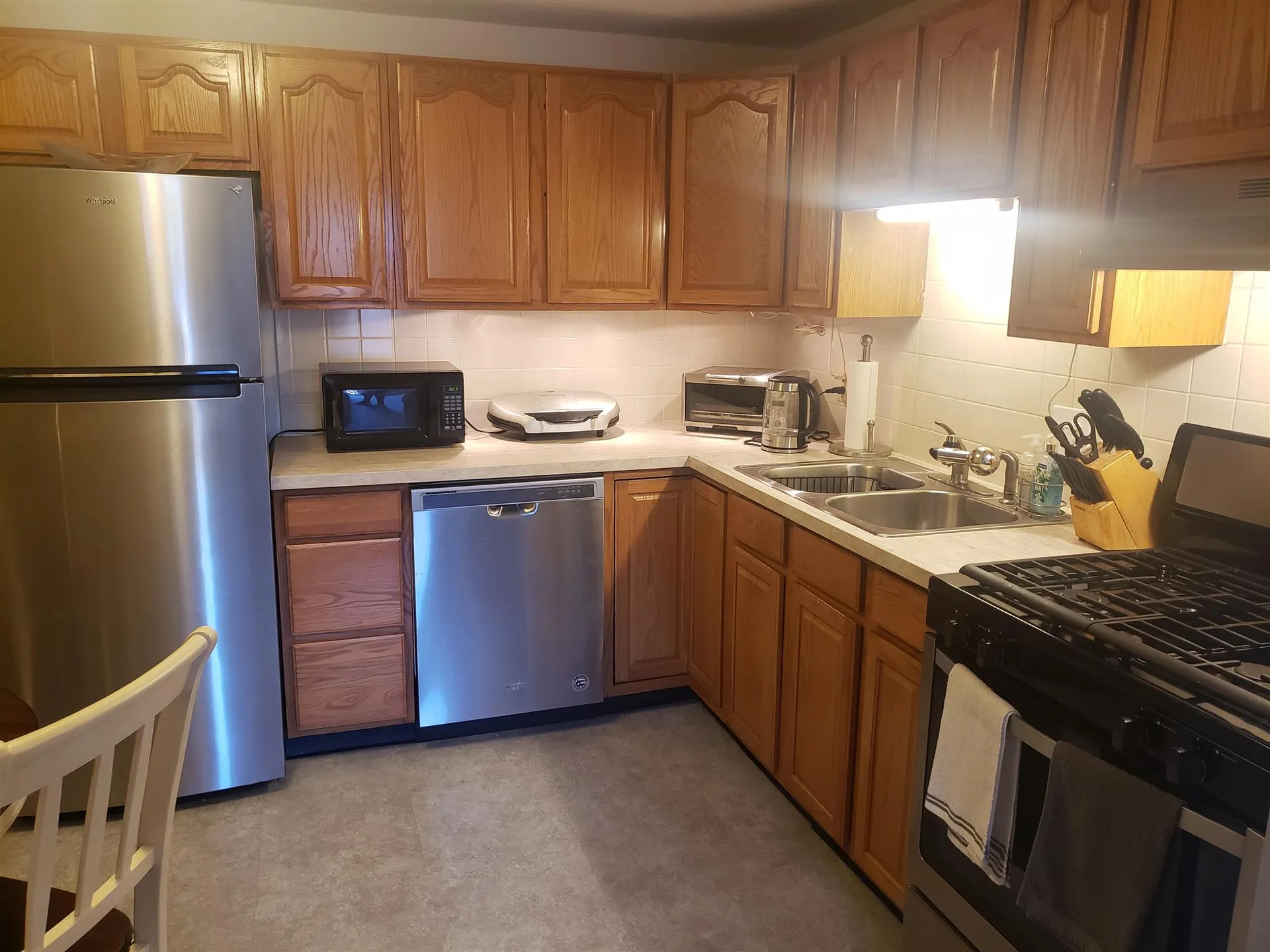 8 Lancelot Court Salem NH 03079