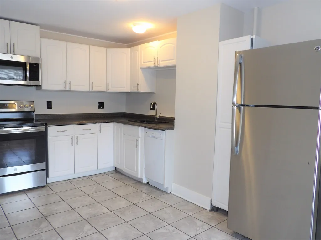 35 Academy Street Tilton NH 03276