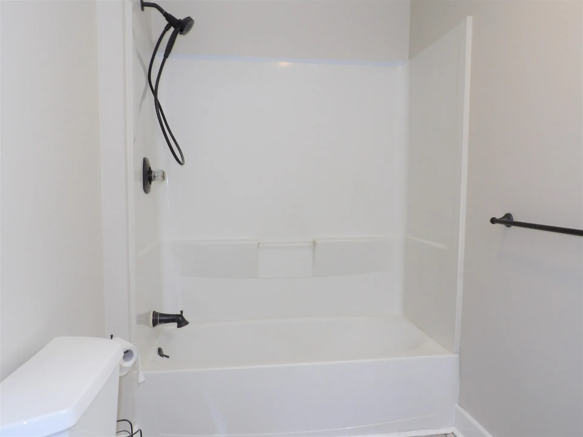 35 Academy Street Tilton NH 03276