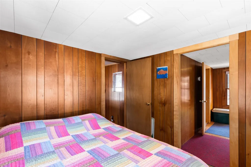 1437 Diamond Pond Road Stewartstown NH 03576