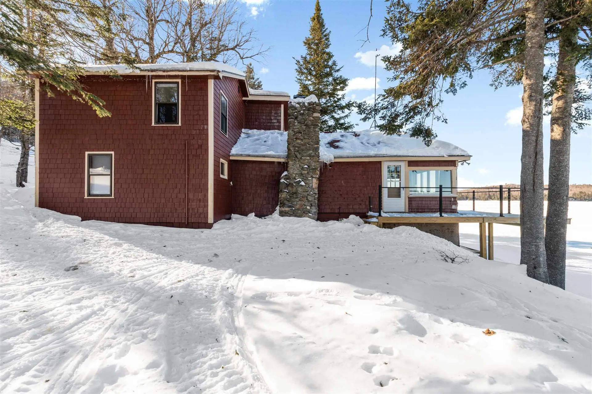 1437 Diamond Pond Road Stewartstown NH 03576