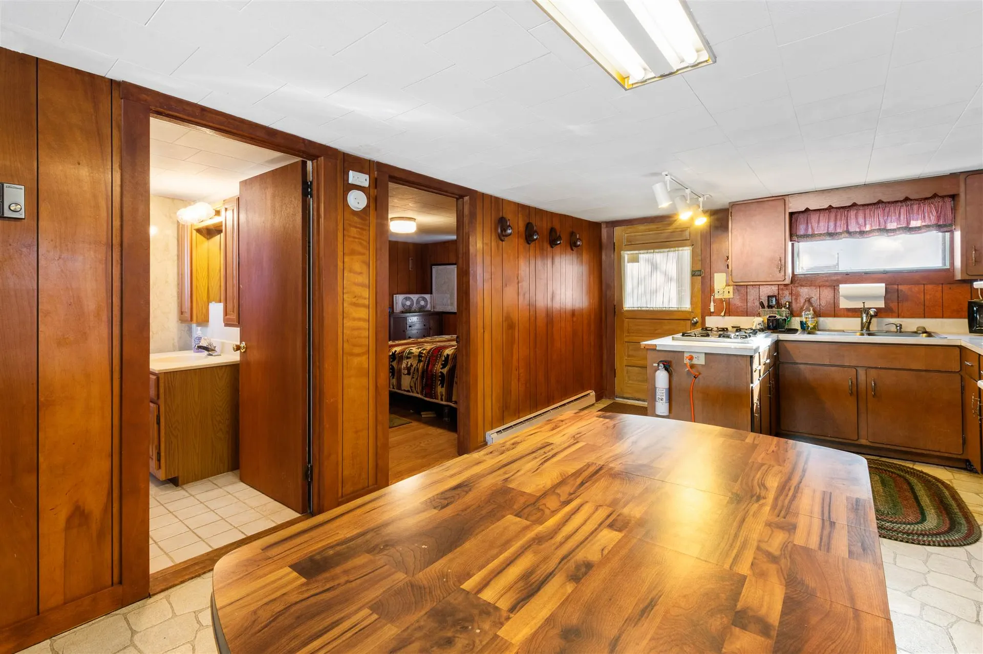 1437 Diamond Pond Road Stewartstown NH 03576