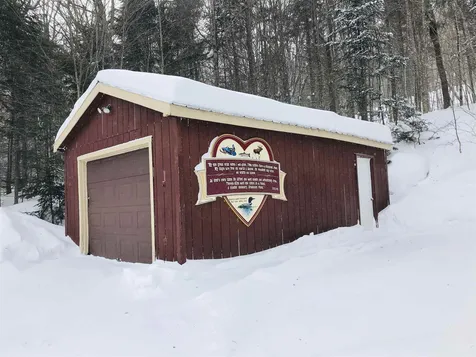 1437 Diamond Pond Road Stewartstown NH 03576
