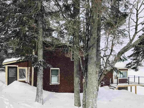 1437 Diamond Pond Road Stewartstown NH 03576