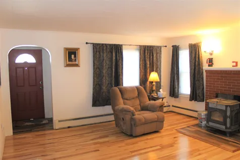 241 Pleasant Street Claremont NH 03743