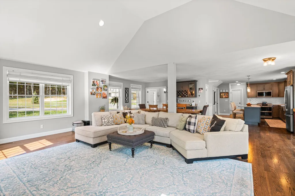 3 Marden Road Windham NH 03087