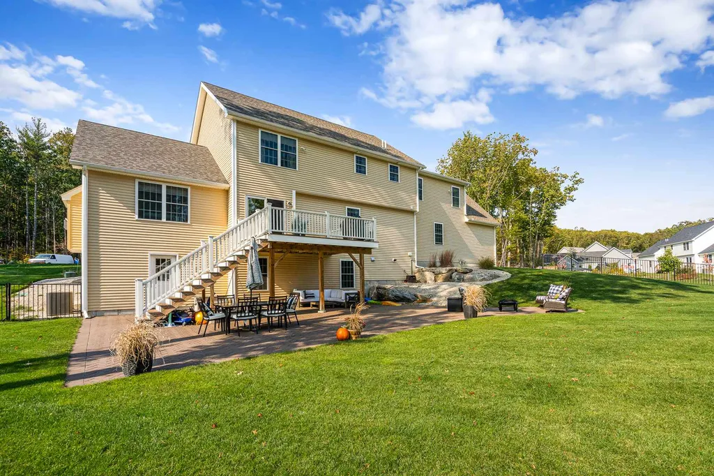 3 Marden Road Windham NH 03087