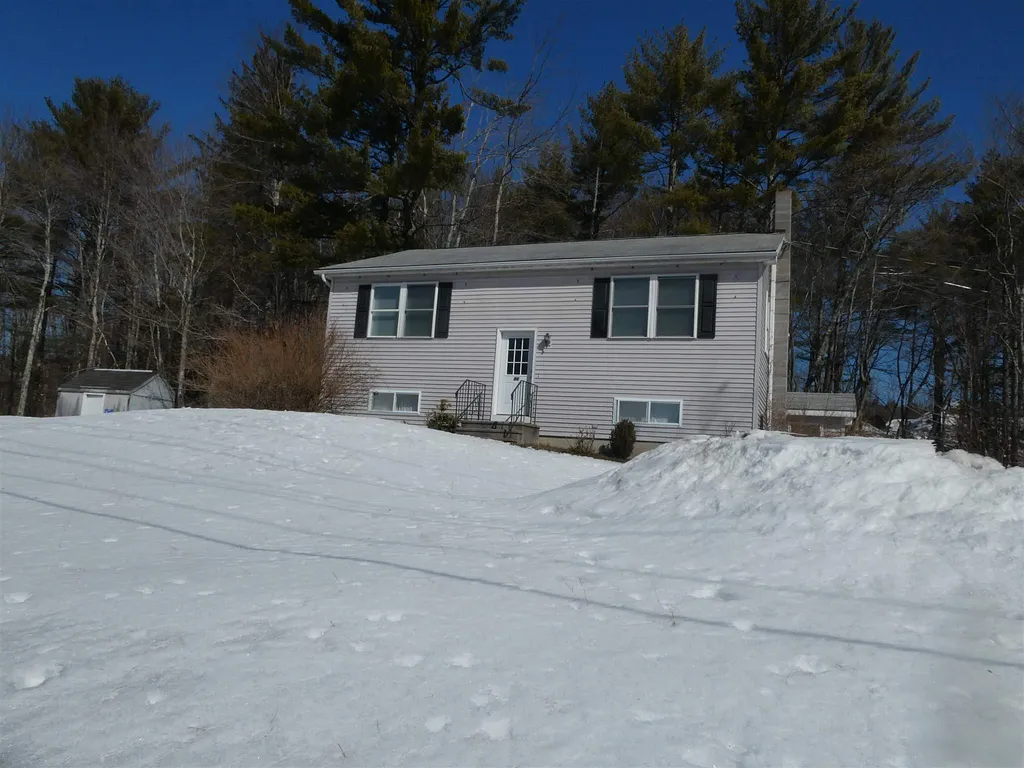 86 Wolfeboro Highway Alton NH 03809