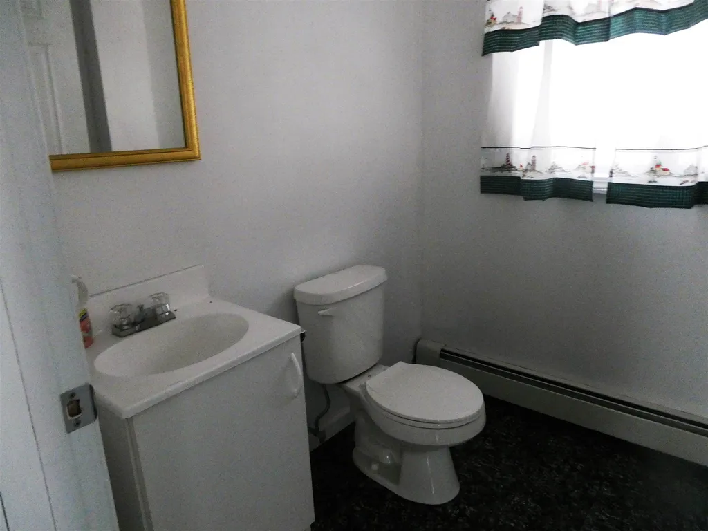 86 Wolfeboro Highway Alton NH 03809