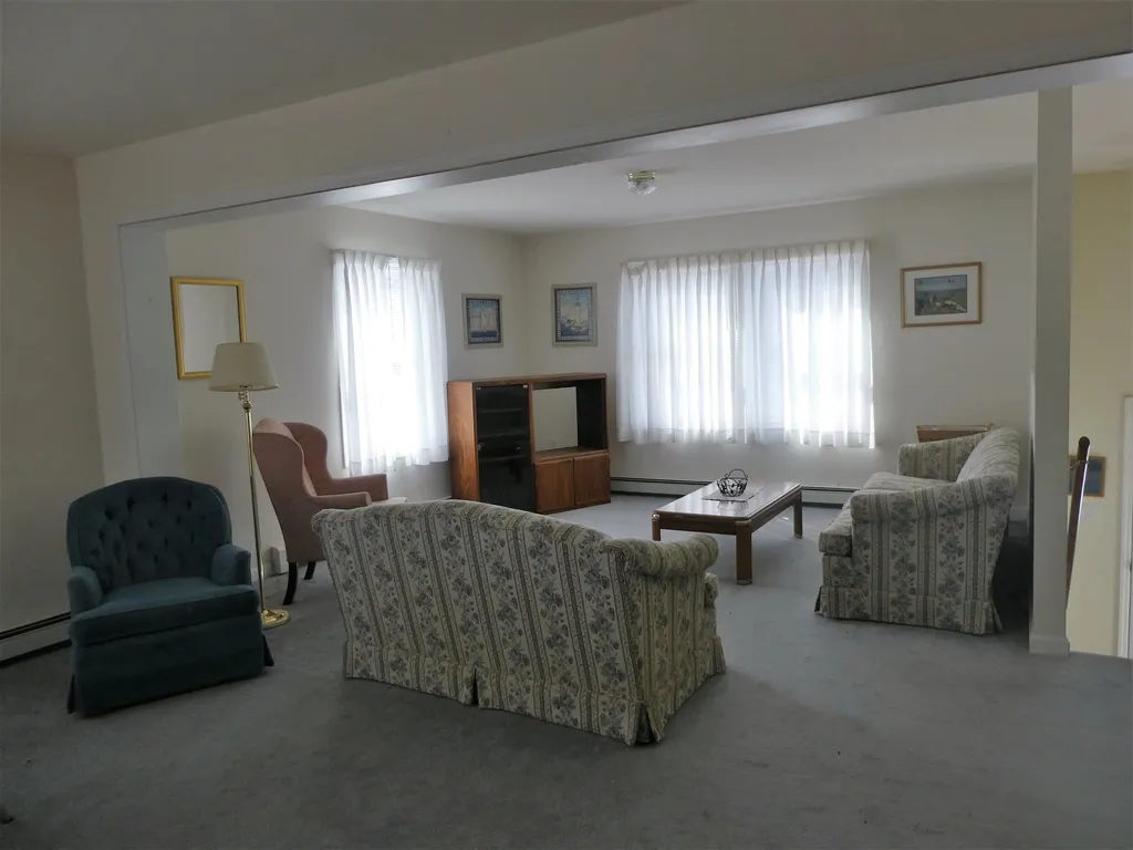 86 Wolfeboro Highway Alton NH 03809