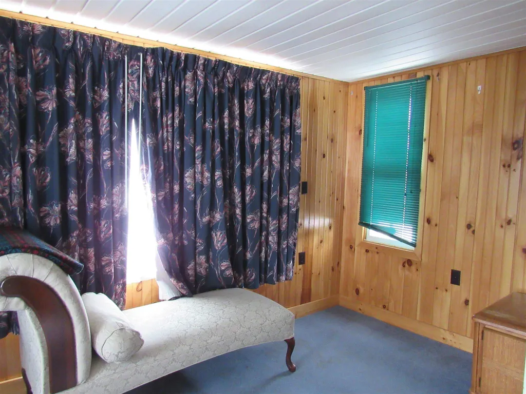 14 Dublin Street Gorham NH 03581