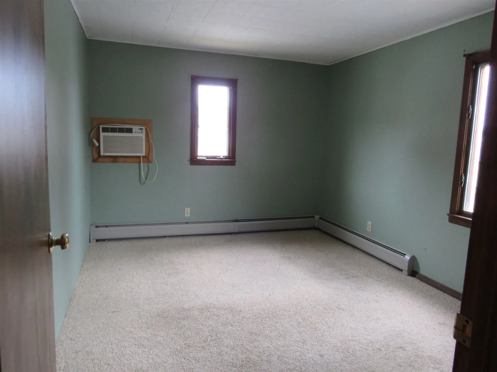 14 Dublin Street Gorham NH 03581