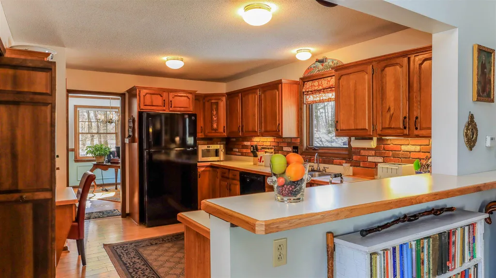 23 Deer Run Road Henniker NH 03242