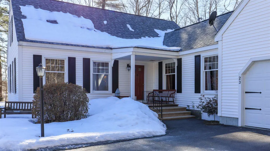 23 Deer Run Road Henniker NH 03242