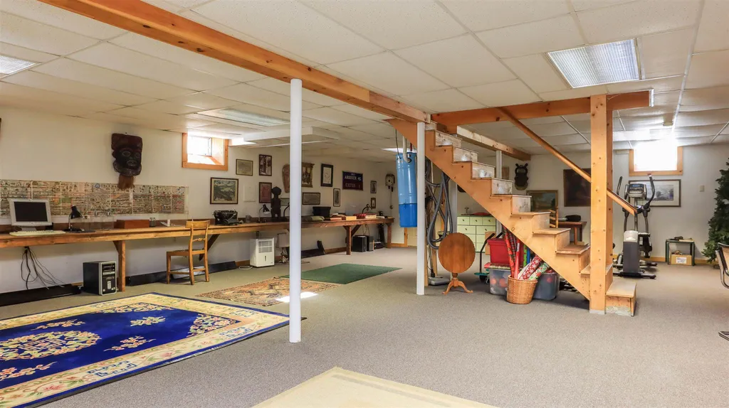 23 Deer Run Road Henniker NH 03242