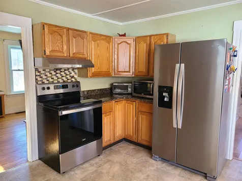 86 Arch Street Keene NH 03431