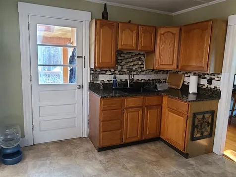 86 Arch Street Keene NH 03431