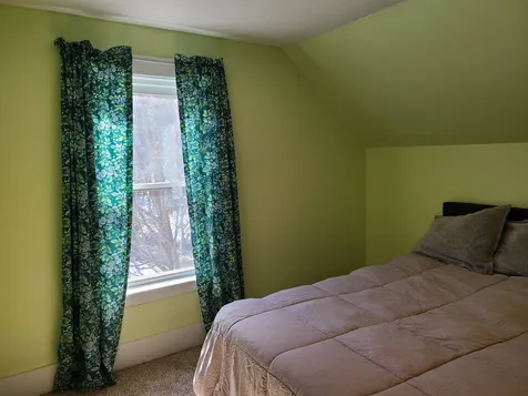86 Arch Street Keene NH 03431