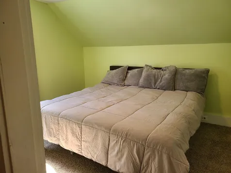 86 Arch Street Keene NH 03431