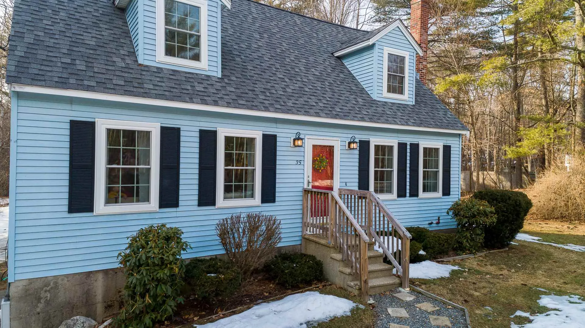 35 Sheldon Road Derry NH 03038