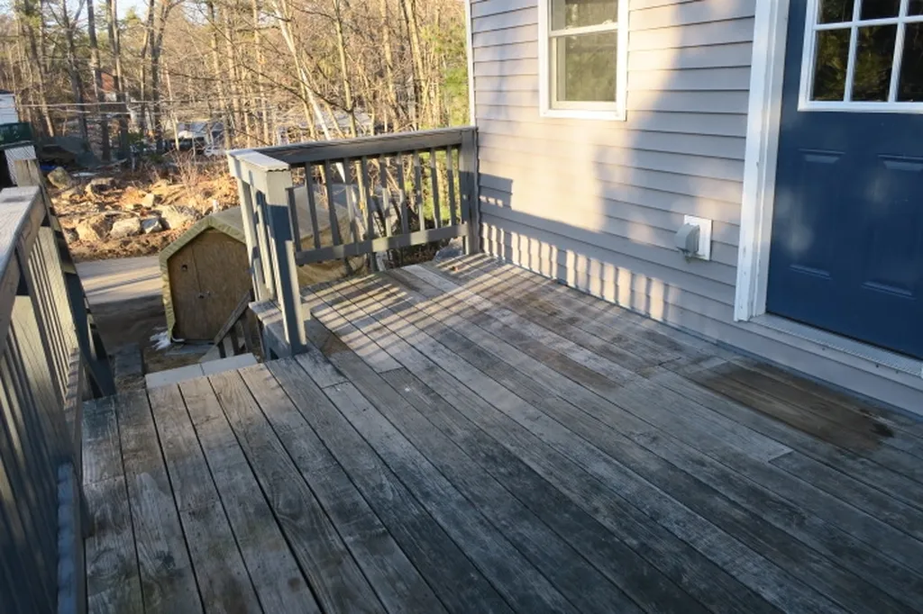 37 Great Pond Road Kingston NH 03848