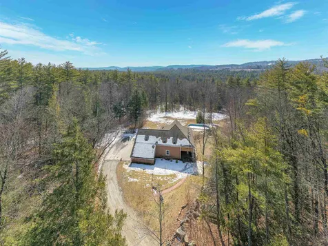 32 Dow Road Mont Vernon NH 03057