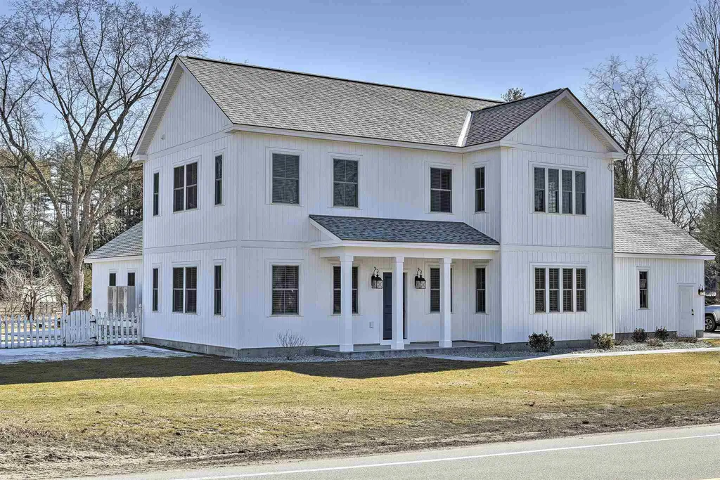 678 Old Homestead Highway Swanzey NH 03446