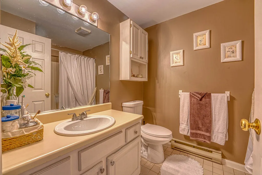 10 Vista Drive Ashland NH 03217