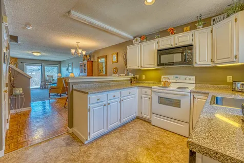 10 Vista Drive Ashland NH 03217