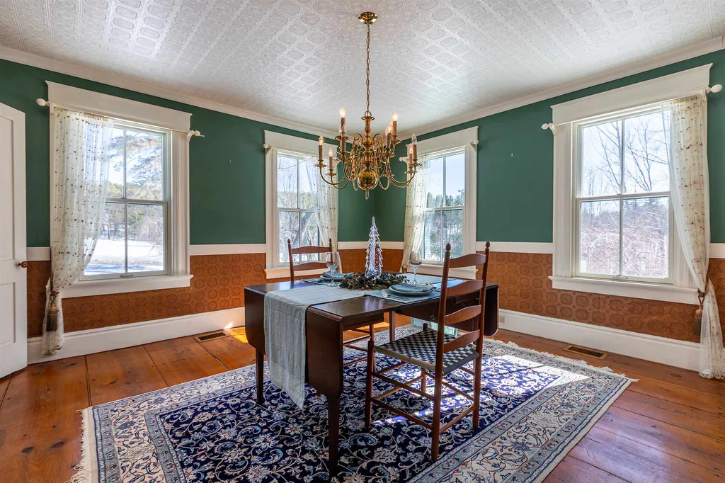 2317 North Road Barnard VT 05031