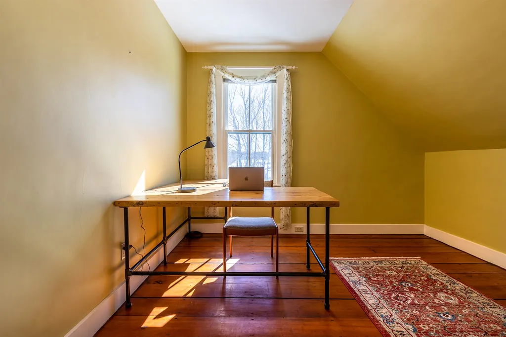 2317 North Road Barnard VT 05031
