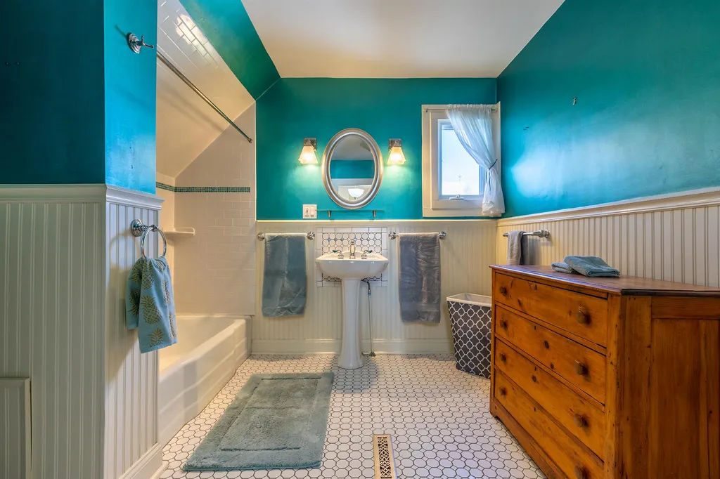 2317 North Road Barnard VT 05031