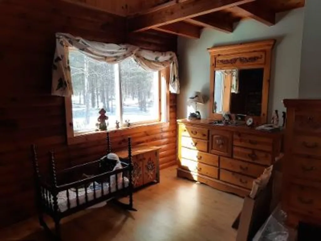 20 Cedric Road Pittsburg NH 03592
