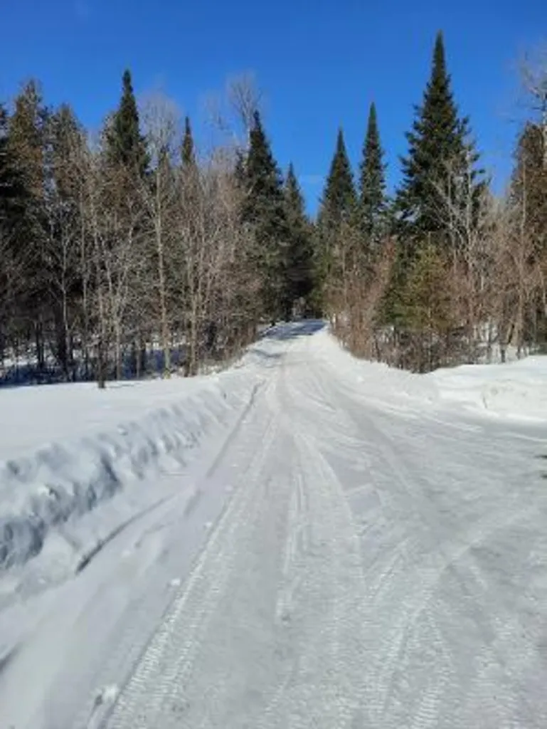 20 Cedric Road Pittsburg NH 03592