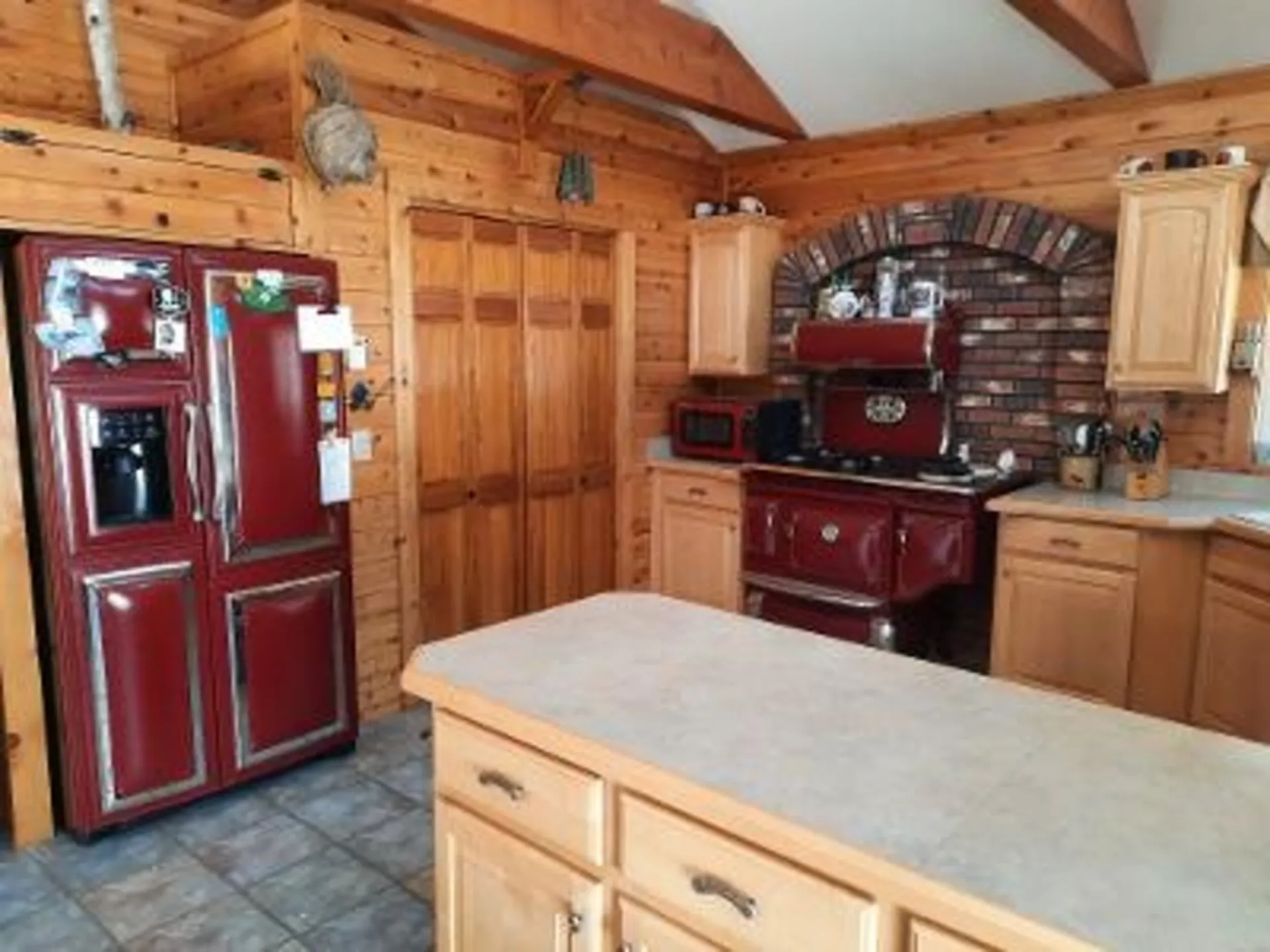 20 Cedric Road Pittsburg NH 03592