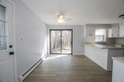 5 Nobby Lane Hudson NH 03051