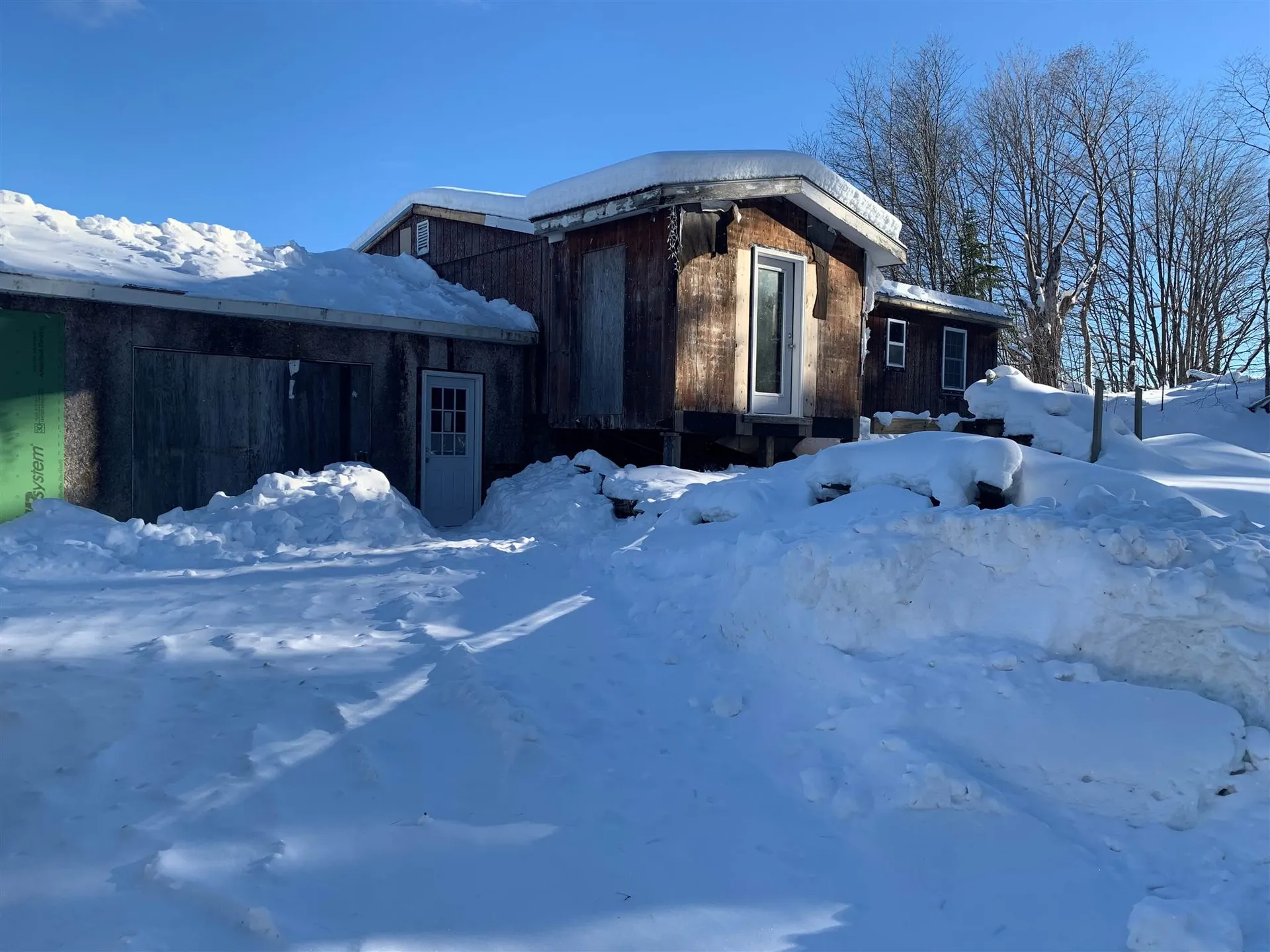 56 Old Cross Road Brookfield VT 05036