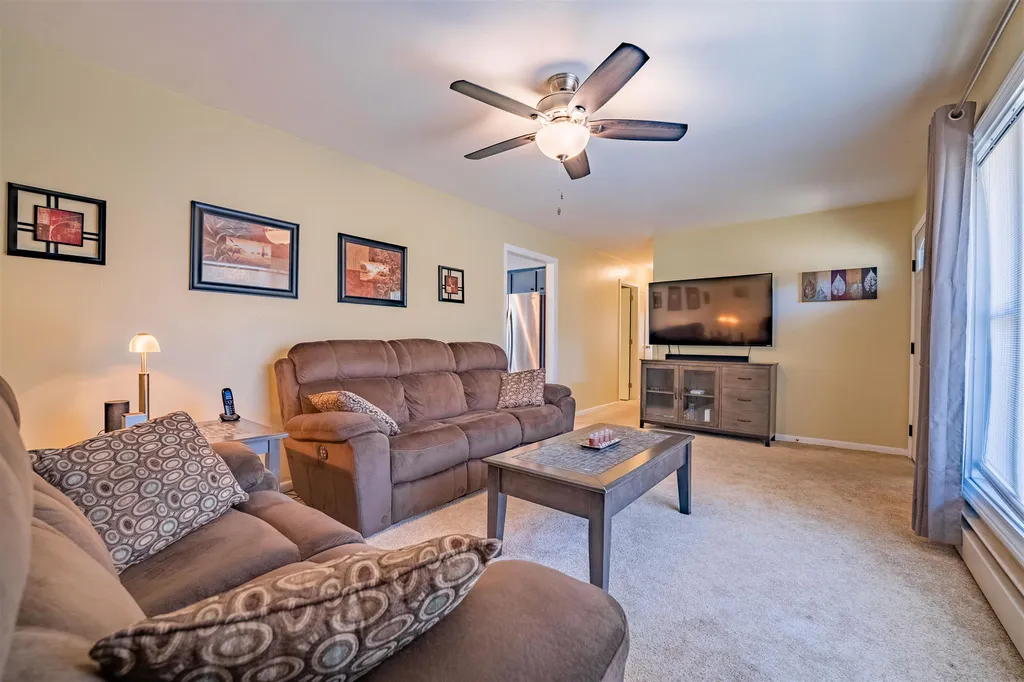 74 Cobbleview Drive Colchester VT 05446
