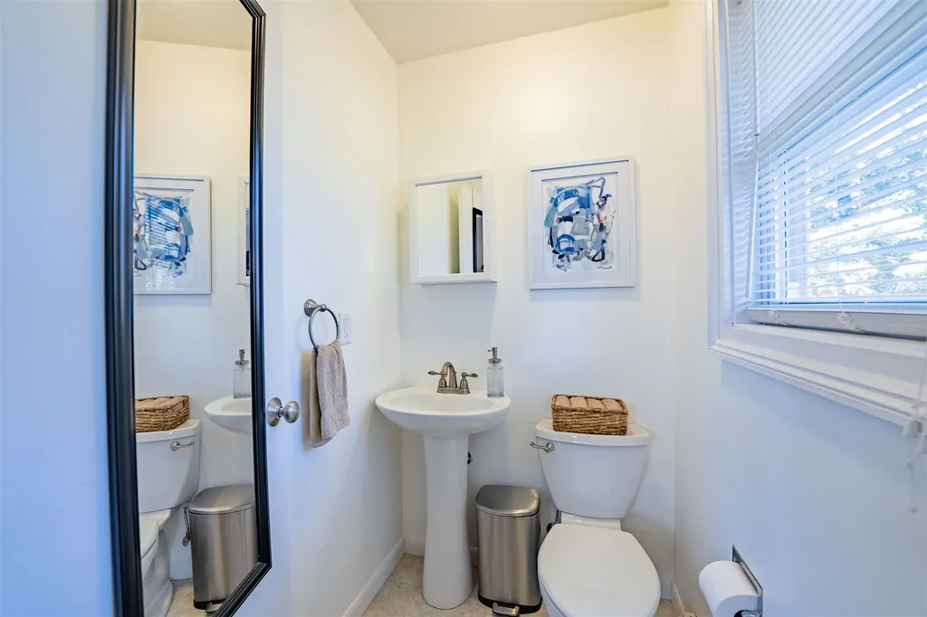 74 Cobbleview Drive Colchester VT 05446