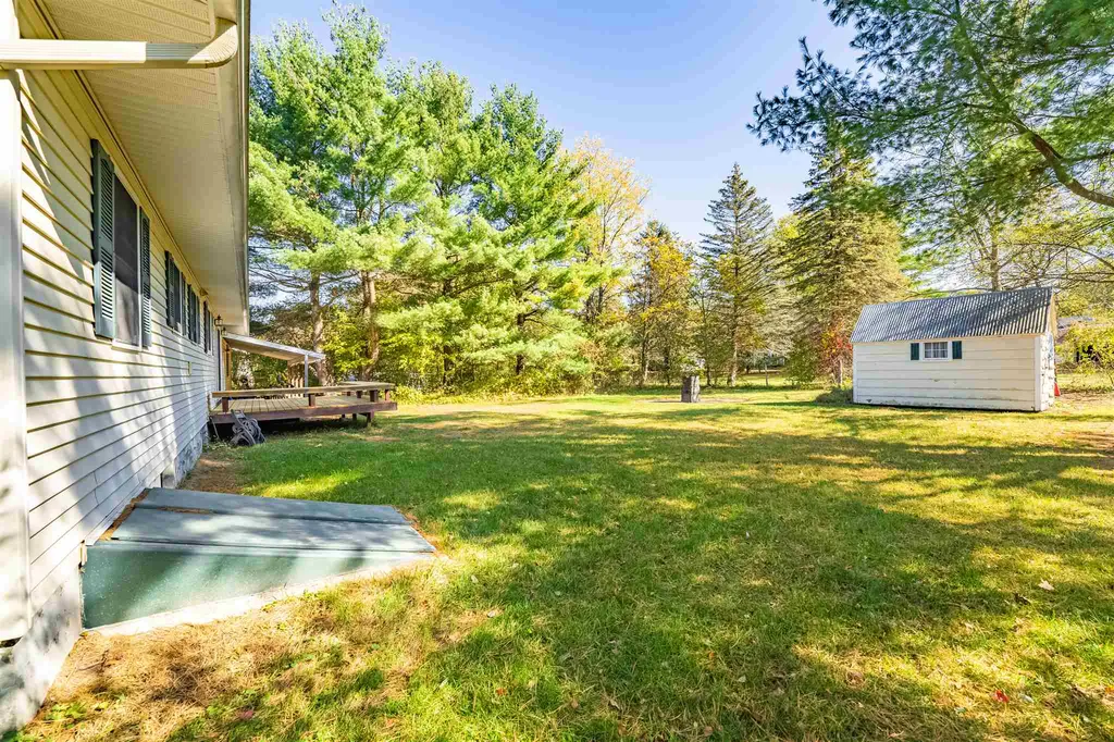 74 Cobbleview Drive Colchester VT 05446