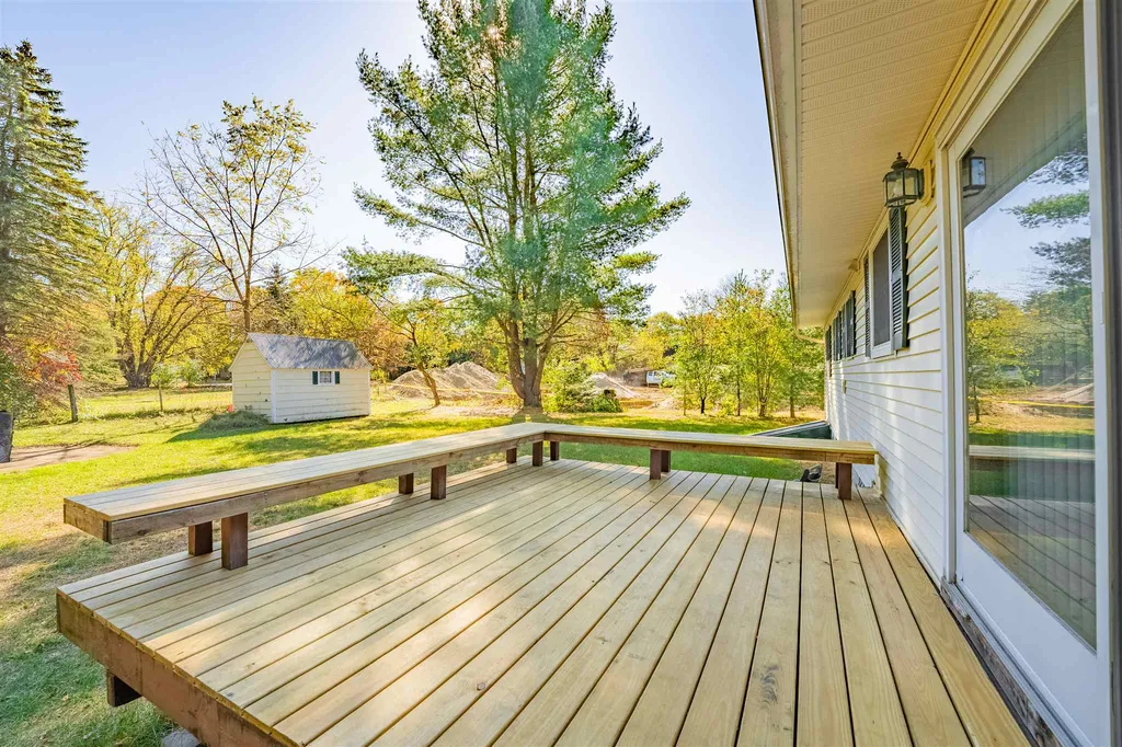 74 Cobbleview Drive Colchester VT 05446